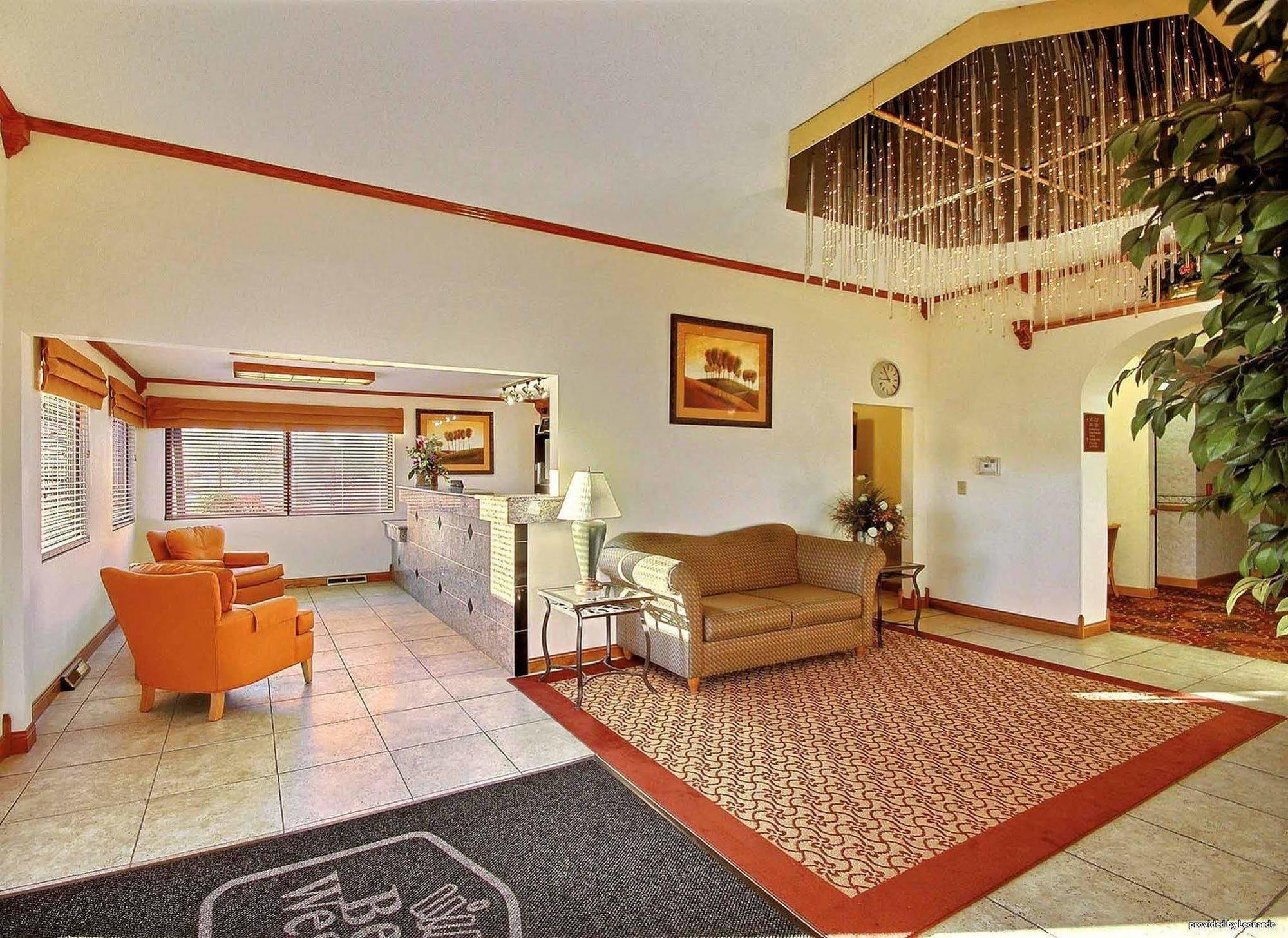 Western Hotel 3*